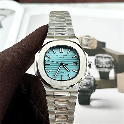 đồng hồ patek philippe rep 11|Đồng hồ Patek Philippe Nautilus 5722G Rep 11 đính đá baguette .